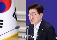  청와대, 보유세·양도세 조정 시사…반도체 호황에 집값 자극 우려