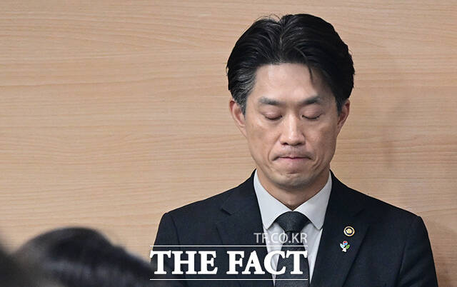 노용석 중소벤처기업부 1차관이 22일 오후 서울 종로구 정부서울청사에서 모두의창업 개인정보 유출 사태와 관련한 진행 현황 및 향후 운영 방안에 대해 브리핑하고 있다. /임영무 기자