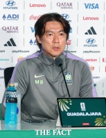  손흥민 조기 교체 논란에 입 연 홍명보…이유 들어보니