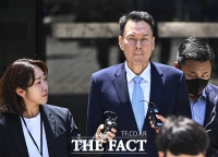  김명수 전 합참 의장 특검 출석…구속영장 기각 후 처음