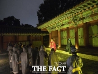  전주시, 경기전 야간 탐방 프로그램 '왕과의 산책' 개막