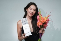  최미나수, '솔로지옥5' 최대 수혜자…'글로벌OTT어워즈' 수상