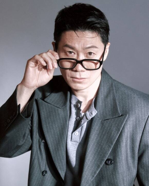 배우 진선규가 <더팩트>와 만나 지난 19일 공개된 넷플릭스 영화 '남편들' 관련 인터뷰를 진행했다. /넷플릭스