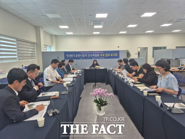 손훈모 순천시장 인수위원회가 TF를 구성하고 분야별 주요 현안 대응 전략을 구체화해 시정 운영을 펼쳐나가겠다고 밝혔다. /손훈모 순천시장 당선인 인수위원회