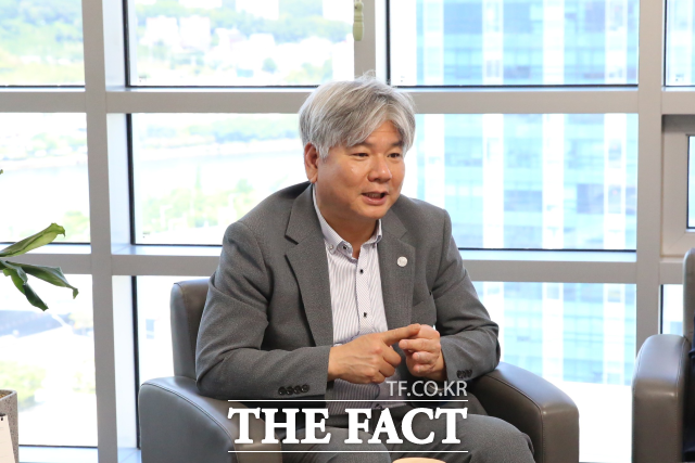 김영부 부산과학기술고등교육진흥원장. /비스텝