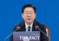  단단했던 李 지지율, 선거 뒤 '휘청'…靑 