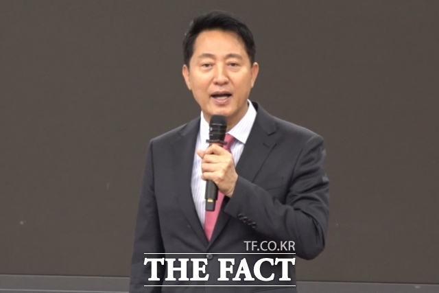 오세훈 서울시장이 24일 오전 서울 여의도 국회 의원회관 소회의실에서 열린 대한민국 미래혁신포럼 제9차 세미나에서 '6.3지방선거 진단과 향후 과제'를 주제로 강연을 하고 있다. /국회=김민지 기자