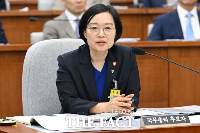 한성숙 국무총리 후보자는 26일 서울 여의도 국회에서 열린 인사청문회에서 