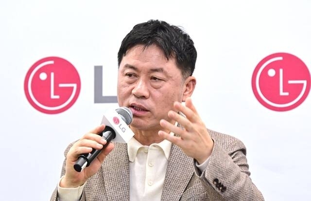 류재철 LG전자 대표이사 사장이 올해 초 미국 라스베이거스 'CES 2026' 현장에서 열린 기자간담회에서 사업 전략을 소개하고 있다. /LG전자
