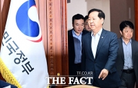  비상경제본부회의 참석하는 구윤철 부총리 [포토]
