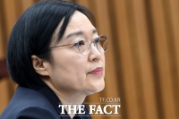  반박하다 '울컥'…한성숙, 오피스텔 특혜 의혹 전면 부인(종합)