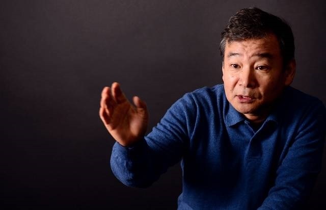 이상훈 작가는 성균관대를 졸업하고 서울대 행정대학원에서 수학했으며, KBS 공채 PD를 거쳐 SBS 개국 멤버와 채널A 제작본부장을 역임했다. 방송계에서 수많은 히트 프로그램을 제작한 그는 이후 작가로 변신해 에세이와 역사소설 분야에서도 꾸준한 작품 활동을 이어오고 있다. /책마실