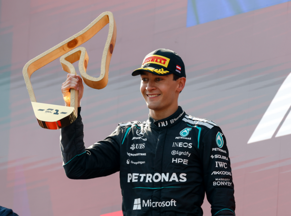 조지 러셀 메르세데스-AMG 페트로나스 F1 팀 드라이버 / 메르세데스-벤츠 코리아
