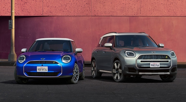 BMW그룹코리아가 7월 1일부터 연말까지 국내 BMW·MINI 순수전기차 약 3만5000대를 대상으로 고전압 배터리 등 핵심 부품을 무상 점검하는 안전점검 캠페인을 실시한다. /BMW그룹코리아