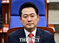  張 사퇴론 블랙홀 빠진 국힘, '무력한 야당' 재현 우려