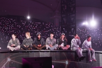  방탄소년단, 월간 투어 매출 신기록…12회 공연 2천억