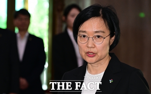한성숙 국무총리는 제주도와 남부지방에 장마가 시작되자