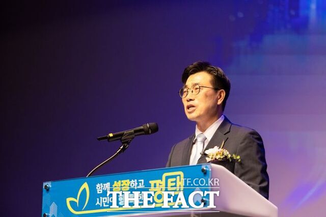 1일 평택시청에서 열린 최원용 평택시장 취임식에서 최 시장이 취임사를 하고 있다. /평택시