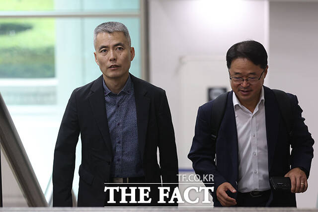 채 상병 순직 사건 수사외압 의혹과 관련해 모해위증 혐의를 받는 김화동 해병대2사단 1여단장(대령)이 1일 서울 서초구 서울중앙지법에서 열린 1차공판에 출석하고 있다. /남윤호 기자
