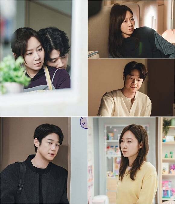 MBC 새 금토드라마 '유부녀 킬러'에서 호흡을 맞추는 배우 정준원(아래 왼쪽)과 공효진의 스틸이 공개됐다. /MBC