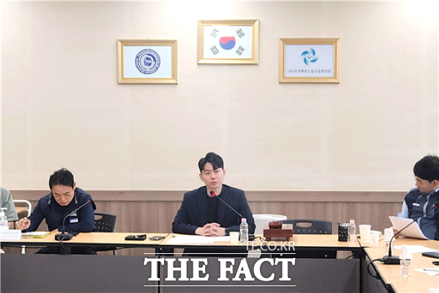 김수헌 해운노조협의회 신임 의장이 당선소감을 밝히고 있다. /선원노련