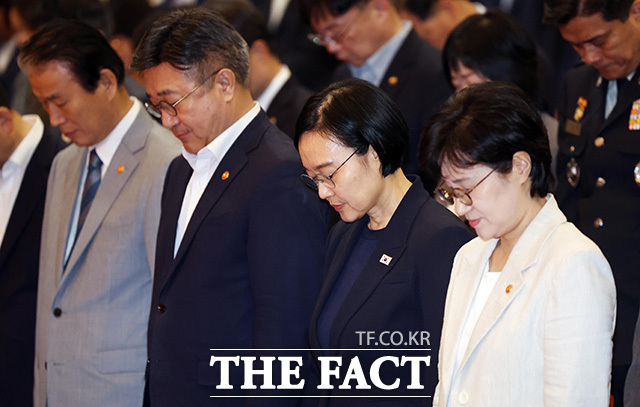 한성숙 총리가 취임사를 하고 있다. /뉴시스