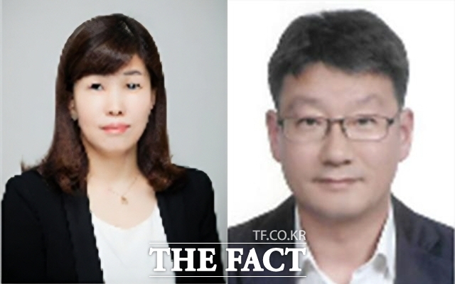 천안시청 개청 이래 첫 부부 서기관이 된 이상순 전략산업국 허가과장(왼쪽)과 남편 김웅 맑은물사업본부장. /천안시
