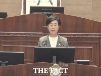  제10대 천안시의회 전반기 의장에 엄소영…부의장 권오중 선출