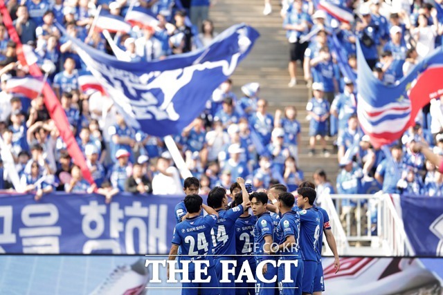 이정효 감독의 조련으로 새출발을 다짐하고 있는 수원삼성 선수들./K리그