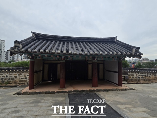 당진시는 2026년 충남도 문화유산 보수정비 사업의 일환으로 당진향교를 보수했다. /당진시