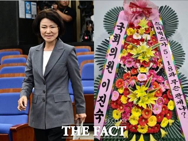 이진숙 국민의힘 의원이 지난달 10일 서울 여의도 국회에서 열린 국민의힘 2026 원내대표 선출 의원총회에 참석하고 있다. 오른쪽은 이 의원이 배재고에 보낸 화환. /배정한 기자, 이 의원 페이스북 캡처