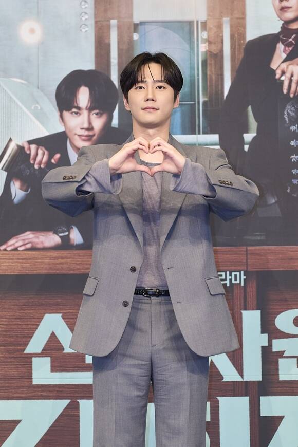 배우 이준영이 JTBC 토일드라마 '신입사원 강회장'에서 황준현 역으로 넓은 연기 스펙트럼을 보여줬다. /JTBC