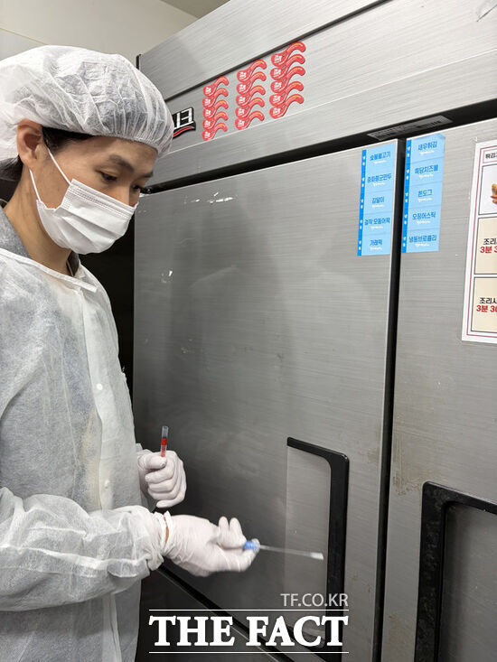 전남광주통합특별시는 광주 지역 5개 자치구에 위치한 식품접객업소를 대상으로 '찾아가는 위생관리 상담'을 실시한다. /전남광주시