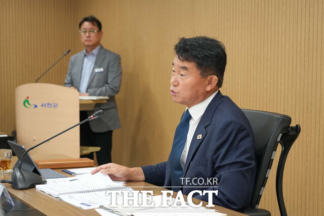 6일 유승광 서천군수가 민선9기 서천군 첫 확대간부회의를 주재하고 있다. /서천군