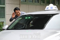  오세훈 시장 '동행 온다콜 택시' 개시 하루 앞두고 이용점검 [TF사진관]
