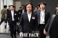  'LG 상생협약 체결식' 참석하는 주병기 공정거래위원장 [포토]
