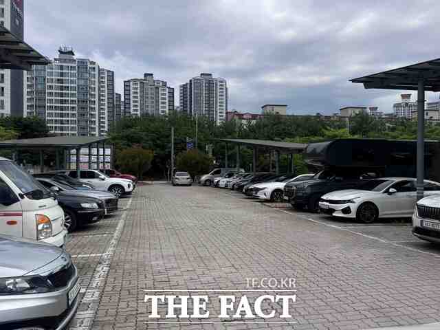 전남광주시 무료 공영주차장 전경. /전남광주시