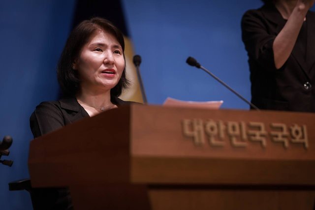 이숙윤 조국혁신당 정책위부의장이 7일 서울 여의도 국회에서 조국혁신당 최고위원 출마를 선언했다. /조국혁신당