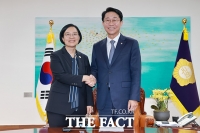  한성숙 국무총리 만난 조정식 국회의장 [TF사진관]