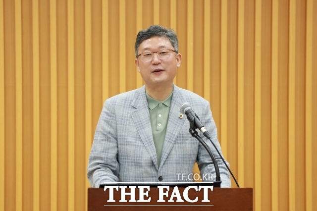 안신일 의장이 8일 의정연수에서 인사말을 하고 있다. /세종시의회