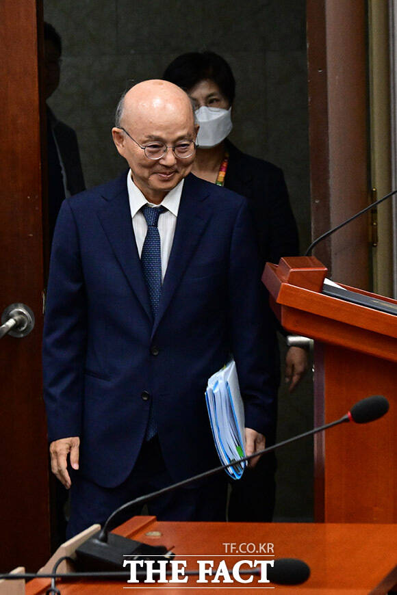 국가인권위원회(인권위) 기획재정담당관실 직원 전원이 안창호 인권위원장의 사퇴를 촉구했다. 인권위 부서 직원 전원이 안 위원장의 사퇴를 요구한 것은 이번이 처음이다. /남윤호 기자