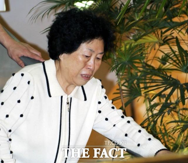 '우리가 먼저 움직이겠다.' MBN이 지난 7일 '무명전설-트롯 사내들의 서열전쟁' 시즌2의 참가자 모집 티저를 전격 공개하면서, 본격적인 남자 트로트 오디션 전쟁의 시작을 알렸다. /MBN
