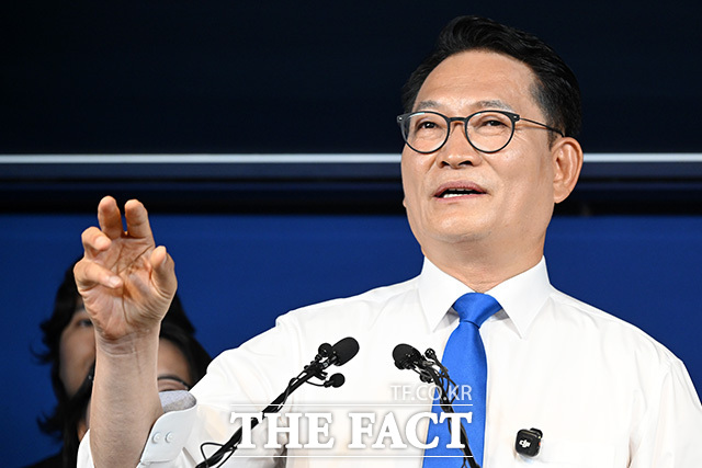 당대표 출마선언하는 송영길 의원.