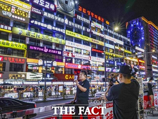중소 기획사 제작자들은 동남아와 중국 등 해외 수출이 감소한 것을 음반 판매량 증가를 체감하지 못하는 이유로 꼽았다. 사진은 기사 내용과 무관./더팩트DB