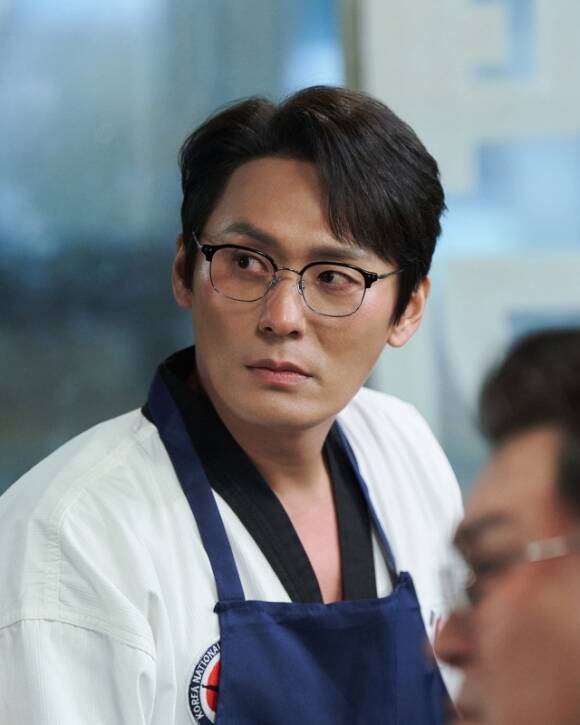 배우 최대훈은 최근 시청률 21.6%를 기록하며 흥행을 기록 중인 SBS 금토드라마 '김부장'에서 성한수 역을 맡아 활약 중이다. /에이스팩토리