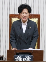  진주시의회, 박미경 의장 선출…