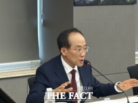  안팎 '위기 상황' 몰린 대구시, 비상경제대책회의 열어