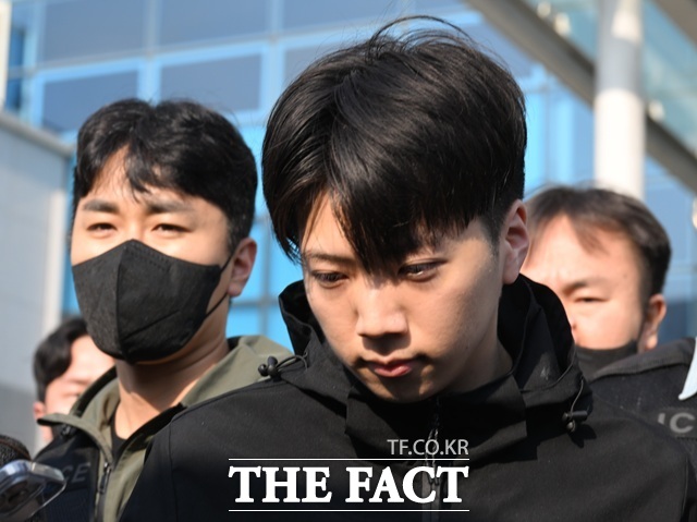 전남광주시 여고생 살해범 장윤기의 2차 공판이 오늘(13일) 오전 10시 광주지법 형사대법정에서 열린다. /뉴시스