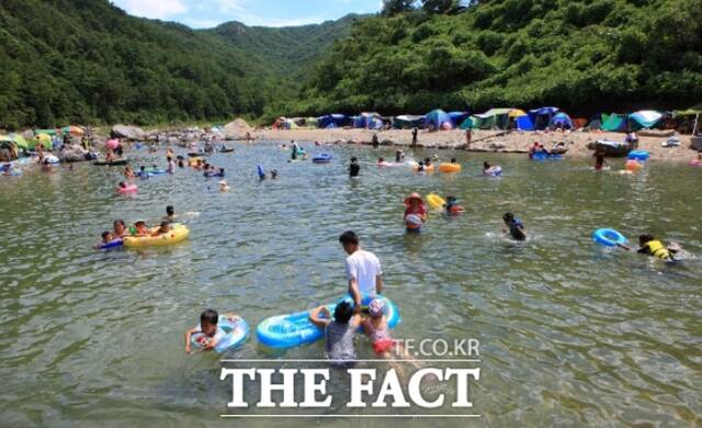 울진 불영계곡휴게소 /울진군