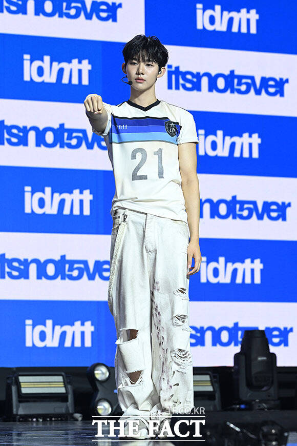 아이덴티티(idntt)의 김은성.